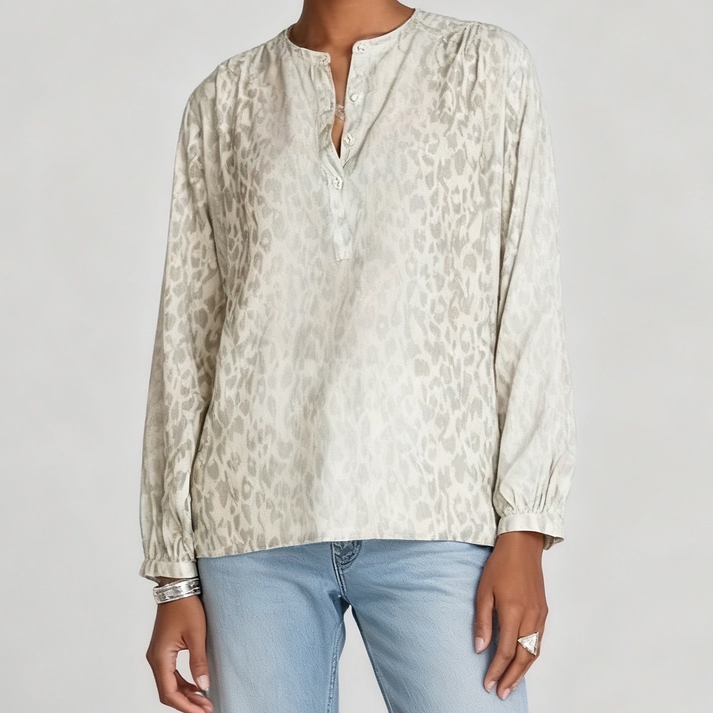 Johnny Was Calmé‎ Post Yoga Leopard Animal Print Tunic Blouse Boho Neutral sz S
